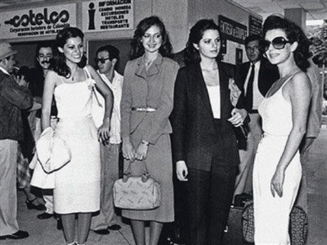 Miss Colombia pageant, the beauty queens and Virginia to the right, 1981