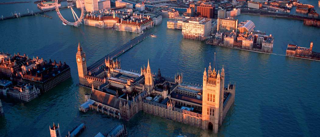Londres en 100 años inundada: imagen de Jason Hawkes, The Mirror UK